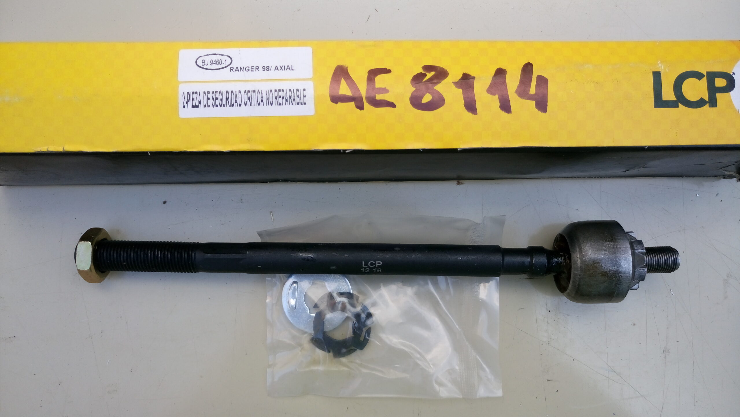 AE8114-1.jpg